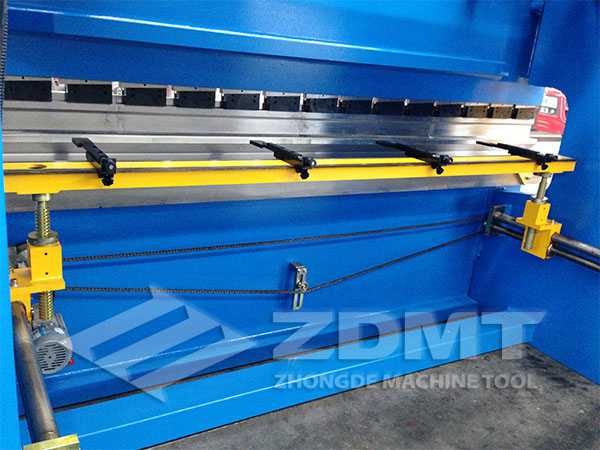 后挡料.jpg 后挡料.jpg